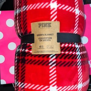 🆕 PINK Victoria’s Secret Sherpa plaid blanket throw 50 x 60 inch